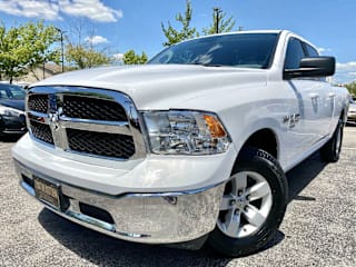 2019 Ram Pickup 1500 Classic SLT 1C6RR6TT9KS701558 2019 Ram Pickup 1500 Classic SLT