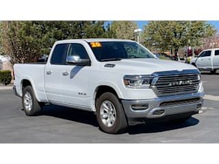 2020 Ram Pickup 1500 Laramie 1C6SRFDT1LN263070 2020 Ram Pickup 1500 Laramie