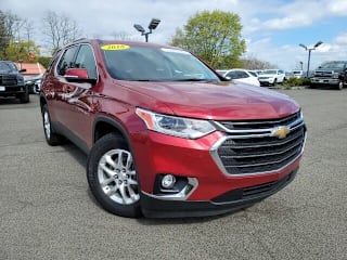 2018 Chevrolet Traverse LT Cloth 1GNEVGKW6JJ267812 2018 Chevrolet Traverse LT Cloth