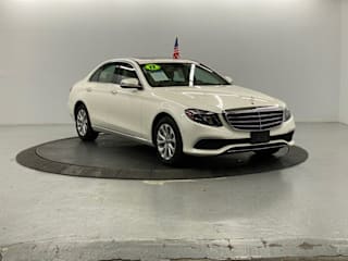 2017 Mercedes-Benz E-Class E 300 4MATIC WDDZF4KB7HA272004 2017 Mercedes-Benz E-Class E 300 4MATIC