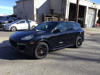 2016 Porsche Cayenne GTS WP1AD2A22GLA78758 2016 Porsche Cayenne GTS