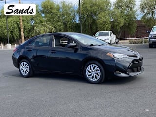 2018 Toyota Corolla LE 5YFBURHE1JP745462 2018 Toyota Corolla LE