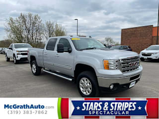 2014 GMC Sierra 3500HD SLT 1GT424C84EF185761 2014 GMC Sierra 3500HD SLT