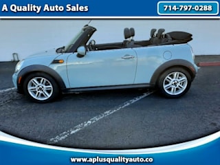 2013 MINI Convertible WMWZN3C5XDT135554 2013 MINI Convertible