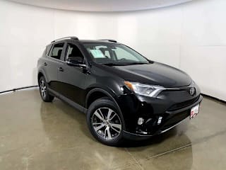 2018 Toyota RAV4 XLE 2T3RFREV5JW834602 2018 Toyota RAV4 XLE