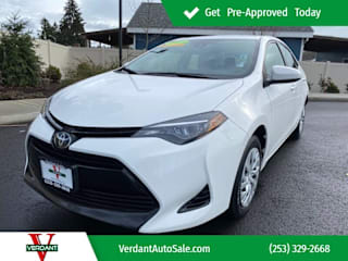 2018 Toyota Corolla LE 5YFBURHE4JP854305 2018 Toyota Corolla LE