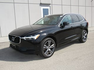 2018 Volvo XC60 T5 Momentum YV4102RK6J1019620 2018 Volvo XC60 T5 Momentum