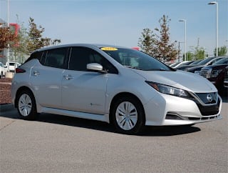 2018 Nissan LEAF S 1N4AZ1CP4JC315625 2018 Nissan LEAF S