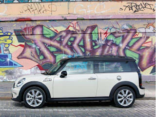 2011 MINI Cooper Clubman S WMWZG3C55BTY30676 2011 MINI Cooper Clubman S