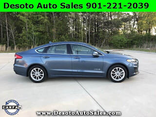 2019 Ford Fusion Hybrid 3FA6P0MU0KR136947 2019 Ford Fusion Hybrid