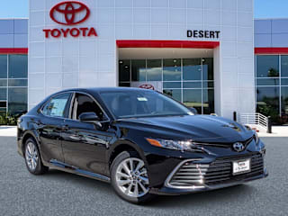 2021 Toyota Camry LE 4T1C11AK2MU556871 2021 Toyota Camry LE