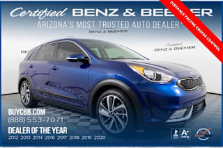 2019 Kia Niro Touring KNDCE3LC5K5233402 2019 Kia Niro Touring