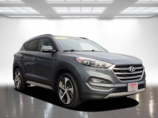 2018 Hyundai Tucson Value KM8J3CA24JU761990 2018 Hyundai Tucson Value