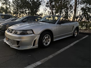 2000 Ford Mustang 1FAFP4445YF282807 2000 Ford Mustang