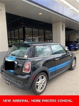 2010 MINI Cooper S WMWMF7C51ATX42288 2010 MINI Cooper S