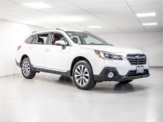 2019 Subaru Outback 3.6R Touring 4S4BSETCXK3209572 2019 Subaru Outback 3.6R Touring