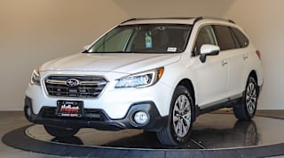 2018 Subaru Outback 3.6R Touring 4S4BSETCXJ3346638 2018 Subaru Outback 3.6R Touring