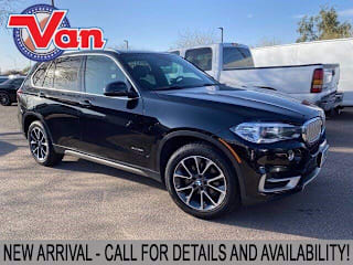2017 BMW X5 5UXKR0C3XH0V74281 2017 BMW X5
