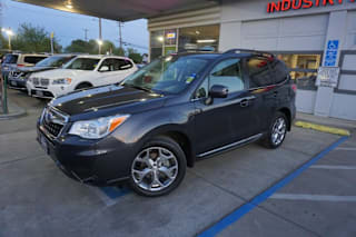 2015 Subaru Forester 2.5i Touring JF2SJAWC5FH555535 2015 Subaru Forester 2.5i Touring