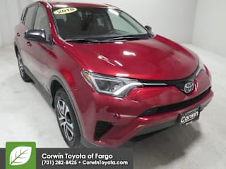 2018 Toyota RAV4 LE 2T3BFREV3JW780525 2018 Toyota RAV4 LE