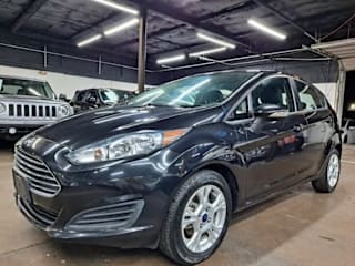 2014 Ford Fiesta 3FADP4EJ9EM235285 2014 Ford Fiesta