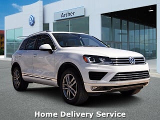2016 Volkswagen Touareg VR6 Lux WVGEF9BP0GD012344 2016 Volkswagen Touareg VR6 Lux