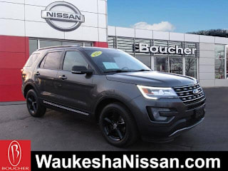 2017 Ford Explorer 1FM5K8D82HGE32070 2017 Ford Explorer