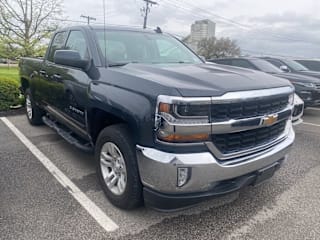 2018 Chevrolet Silverado 1500 LT 2GCVKREC1J1100945 2018 Chevrolet Silverado 1500 LT
