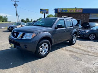 2010 Nissan Pathfinder SE 5N1AR1NB7AC628756 2010 Nissan Pathfinder SE