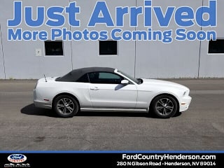 2014 Ford Mustang 1ZVBP8EM0E5243085 2014 Ford Mustang