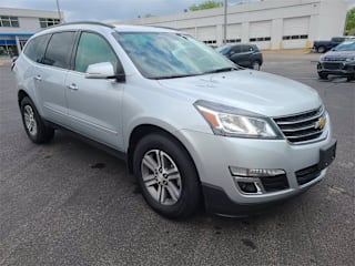 2017 Chevrolet Traverse LT 1GNKRGKD2HJ154293 2017 Chevrolet Traverse LT