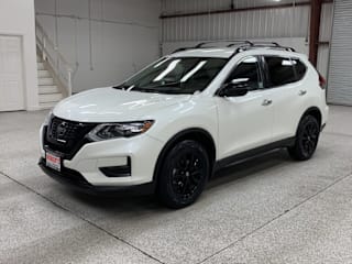 2018 Nissan Rogue SV 5N1AT2MT9JC801811 2018 Nissan Rogue SV