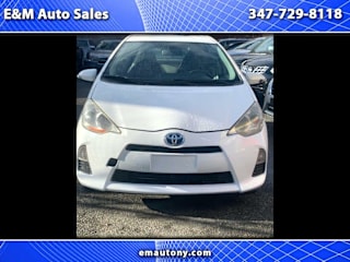 2014 Toyota Prius c One JTDKDTB39E1074699 2014 Toyota Prius c One