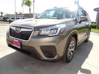 2020 Subaru Forester Premium JF2SKAJC8LH583121 2020 Subaru Forester Premium