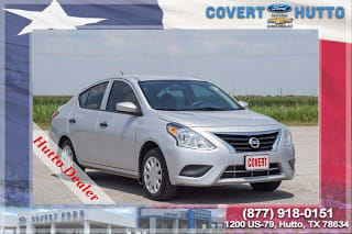 2017 Nissan Versa 1.6 S 3N1CN7AP5HL823124 2017 Nissan Versa 1.6 S