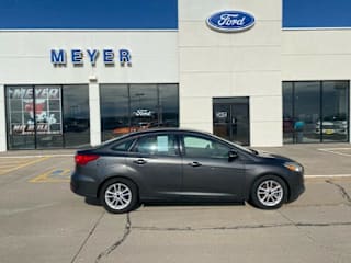 2015 Ford Focus SE 1FADP3F20FL336543 2015 Ford Focus SE