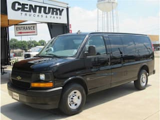 2017 Chevrolet Express Passenger LS 2500 1GNWGEFG0H1100927 2017 Chevrolet Express Passenger LS 2500