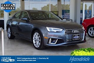 2019 Audi A4 2.0T quattro Premium Plus WAUENAF40KA017317 2019 Audi A4 2.0T quattro Premium Plus