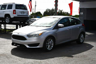 2015 Ford Focus SE 1FADP3K28FL223901 2015 Ford Focus SE