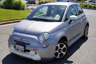 2017 FIAT 500e Base 3C3CFFGE7HT546149 2017 FIAT 500e Base