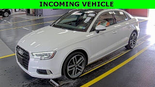 2018 Audi A3 2.0T quattro Premium WAUB8GFFXJ1084620 2018 Audi A3 2.0T quattro Premium