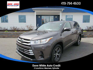 2017 Toyota Highlander LE 5TDZARFH8HS030300 2017 Toyota Highlander LE