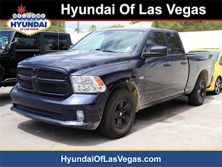 2017 Ram Pickup 1500 Express 1C6RR6FG5HS730711 2017 Ram Pickup 1500 Express