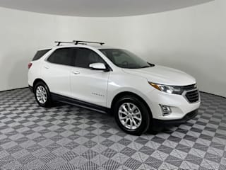 2019 Chevrolet Equinox LT 2GNAXKEV4K6250424 2019 Chevrolet Equinox LT
