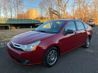 2011 Ford Focus SE 1FAHP3FN7BW123934 2011 Ford Focus SE