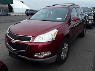 2010 Chevrolet Traverse LT 1GNLVGED9AJ222042 2010 Chevrolet Traverse LT