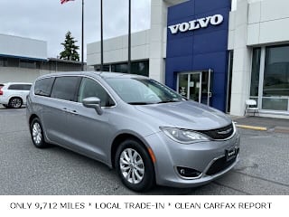 2018 Chrysler Pacifica Touring Plus 2C4RC1FG6JR124600 2018 Chrysler Pacifica Touring Plus