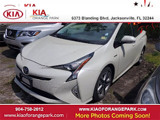 2018 Toyota Prius JTDKARFU8J3554195 2018 Toyota Prius