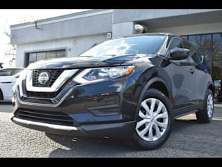 2018 Nissan Rogue S 5N1AT2MT5JC768435 2018 Nissan Rogue S