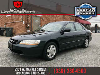2000 Honda Accord 1HGCG6684YA086168 2000 Honda Accord